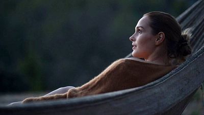 image de la news Camille Lou héroïne d'une comédie romantique ! Et on connait l'acteur avec qui elle jouera