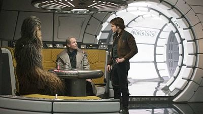 image de la news "Ça reste une honte" : 7 ans après, Ron Howard est revenu sur le tournage mouvementé de ce film Star Wars