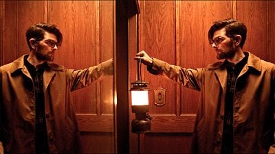 image de la news Nommé aux Golden Globes pour Severance, Adam Scott bascule en plein cauchemar avec Hokum