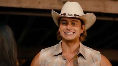 image de la news Yellowstone + Emily in Paris : oui, c'est bel et bien l'intrigue de cette comédie romantique avec des cowboys produite par Netflix !