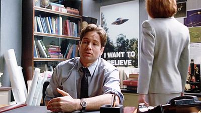 image de la news X-Files : depuis 33 ans, c'est la question que tous les fans se posent sur la série culte ! La réponse était sous nos yeux