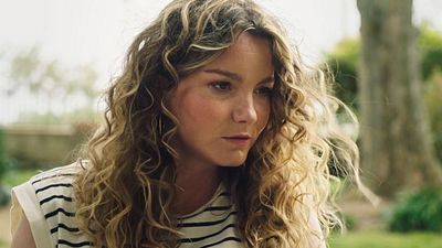 image de la news Ici tout commence : l'identité du père du bébé de Kelly dévoilée... et c'est une grosse surprise !