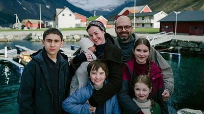 image de la news Fjord est-il un bon film ? Que pensent les spectateurs de la Palme d'or avec Sebastian Stan ?