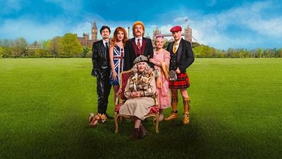 image de la news Les nouvelles aventures de la plus célèbre famille de France, Timothée Chalamet en Bob Dylan, le retour de Mel Gibson à la réalisation…