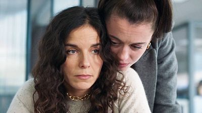 image de la news Demain nous appartient : est-ce la fin pour Sara et Roxane ?