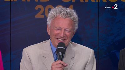 image de la news Séquence émotion, Nelson Monfort a fait ses adieux à Roland-Garros : ce qui l’attend pour la suite !