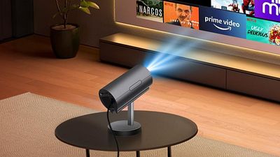 image de la news Ce vidéoprojecteur 4K à pied téléscopique est ultra pratique à moins de 100 euros