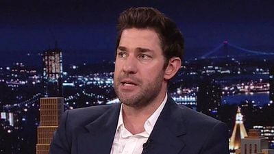 image de la news "Je pense que je l'ai vu environ 70 fois" : il y a 20 ans, John Krasinski était un grand fan de ce célèbre film des années 2000, dans lequel jouait sa future épouse