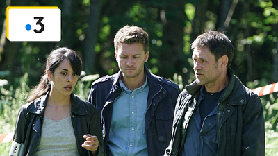 image de la news Les fans d'Ici tout commence auront reconnu cette star de la série dans Meurtres à Brides-les-Bains