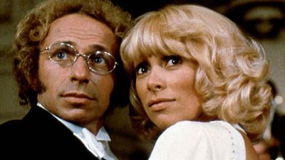 image de la news "Elle avait viré tout le monde" : il y a 53 ans, Pierre Richard tournait avec cette grande actrice une scène culte qui a marqué des générations entières