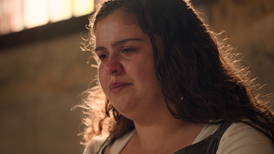 image de la news Plus belle la vie : Apolline entre la vie et la mort ?