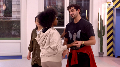 image de la news Invité surprise à la Star Academy : Ebony partage un cours particulier avec un danseur phare de DALS !
