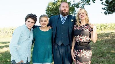 image de la news La Famille Bélier sur France 2 : "C’est une insulte cinématographique"... Pourquoi le film avec François Damiens et Louane a-t-il suscité la polémique il y a 12 ans ?