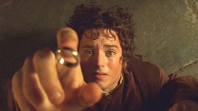 image de la news "Je ne voudrais pas que quelqu'un d’autre le joue" : Elijah Wood n’est pas prêt à abandonner le rôle de Frodon dans Le Seigneur des Anneaux