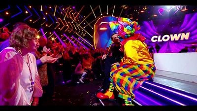 image de la news Mask Singer : qui est Lisa Baptista, la maquilleuse du Clown star de TikTok?