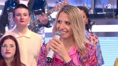 image de la news N’oubliez pas les paroles : Cindy star des réseaux sociaux grâce à ce talent caché