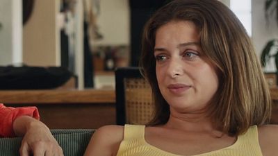 image de la news Ici tout commence : à cœur ouvert, Carla se confie avec émotion à Rose au sujet de son mal-être