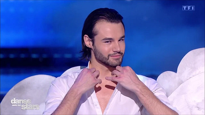 image de la news Anthony Colette transformé : surprise, l’ex-danseur de Danse avec les stars dévoile son tout nouveau look