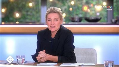 image de la news "Je n'ai pas terminé ma question" : une chroniqueuse de C à Vous recadre l'ancien Premier ministre sur France 5