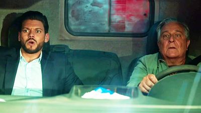 image de la news Christian Clavier + Rayane Bensetti = Le Million ! Découvrez la bande-annonce de leur nouvelle comédie