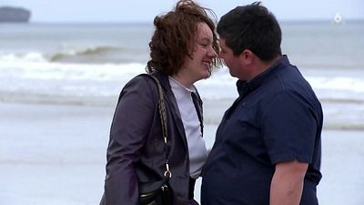 image de la news L’amour est dans le pré : première nuit ensemble pour Valentin et Flavie, tout s’accélère ! (spoiler)