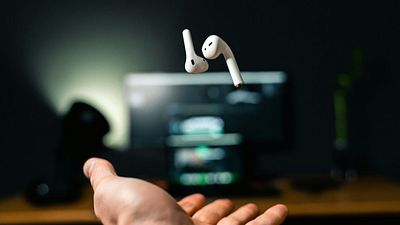 image de la news Dernières heures des Flash Prime : les AirPods Pro 4 d'Apple affichent un prix inédit sur Amazon