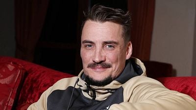 image de la news Après En fanfare et On ira, Pierre Lottin va changer de registre pour ce nouveau film au casting enthousiasmant !