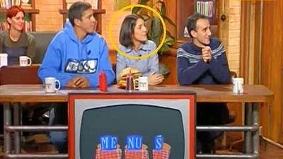 image de la news Oui, c’est bien elle ! Il y a 25 ans, cette célèbre actrice française faisait ses premiers pas à la télévision en tant que candidate de Burger Quiz