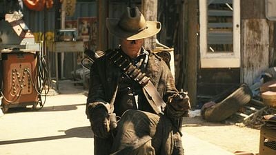image de la news "Je viens de l'enlever pour la dernière fois" : cet acteur de Fallout a une grande nouvelle à annoncer aux fans de cette série de science-fiction notée 4,3 sur 5