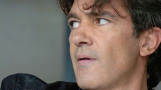 image de la news Antonio Banderas, chirurgien fou pour Almodovar