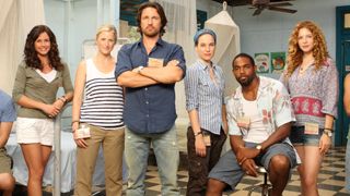 image de la news Audiences US: "Off The Map" à coté de la plaque