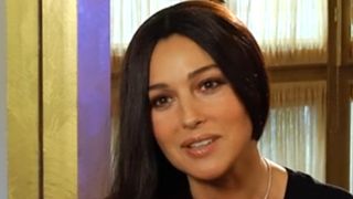 image de la news "Un été brûlant" : rencontre avec Monica Bellucci [VIDEO]