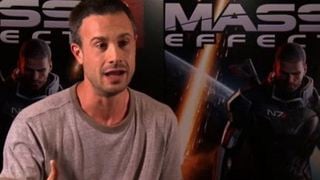 Freddie Prinze Jr donne de la voix pour "Mass Effect 3" [VIDEO]