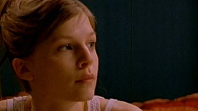 image de la news "Blanche" - Clémence Poésy a 30 ans !