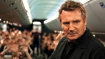 image de la news Liam Neeson, une arme et un avion : 1ère photo de "Non-Stop"!