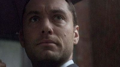 image de la news "Jane got a gun" : Jude Law claque la porte à son tour !