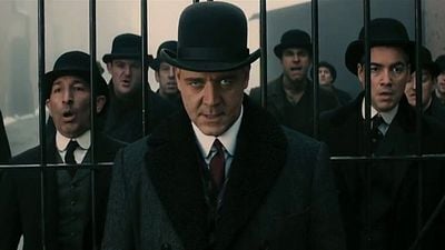 image de la news Russell Crowe joue les balafrés dans la bande-annonce de "Winter's Tale" !