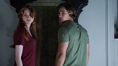 image de la news Amy Pond de "Doctor Who" face au miroir maléfique de "Oculus" [BANDE-ANNONCE]