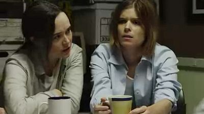image de la news True Detective : Ellen Page et Kate Mara dans la parodie de la série