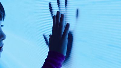 image de la news Bande-annonce Poltergeist : le remake aussi flippant que l'original ?