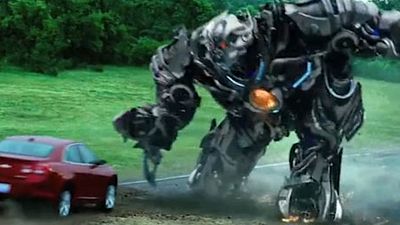 image de la news Les Transformers s’en prennent à Inception, Speed, Forrest Gump et bien d’autres
