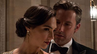 image de la news Marvel vs DC : photos de groupe pour les acteurs de X-Men, Deadpool, Batman v Superman, Suicide Squad...