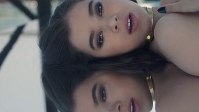 image de la news Hailee Steinfeld, révélation de Pitch Perfect 2, se lance dans la chanson en solo : le clip !