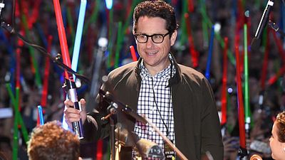 image de la news Star Wars : J.J. Abrams et la projection "terrifiante" du Réveil de la Force chez Disney