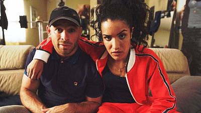 image de la news Nouveau teaser Pattaya : le torchon brûle entre Franck Gastambide et sa petite-amie, Sabrina Ouazani