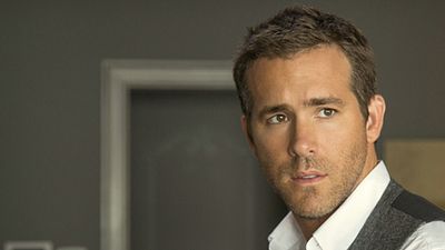 image de la news Ryan Reynolds retrouve les scénaristes de Deadpool pour Life
