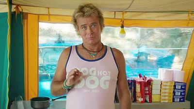 image de la news Camping 3 : co-couchage et Maître Gims au programme du nouveau teaser !