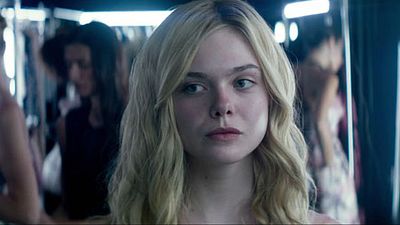 image de la news Cannes 2016 - The Neon Demon : une bande-annonce glaçante et hypnotique pour le nouveau Nicolas Winding Refn