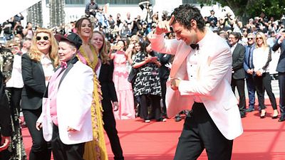 image de la news Cannes 2016 : la danse de Shia LaBeouf sur les marches !