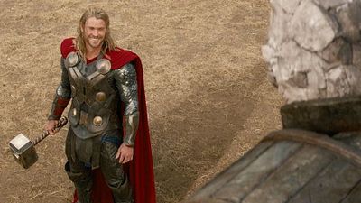 image de la news Thor 3 : Tom Hiddleston promet un super-héros plus drôle que jamais !